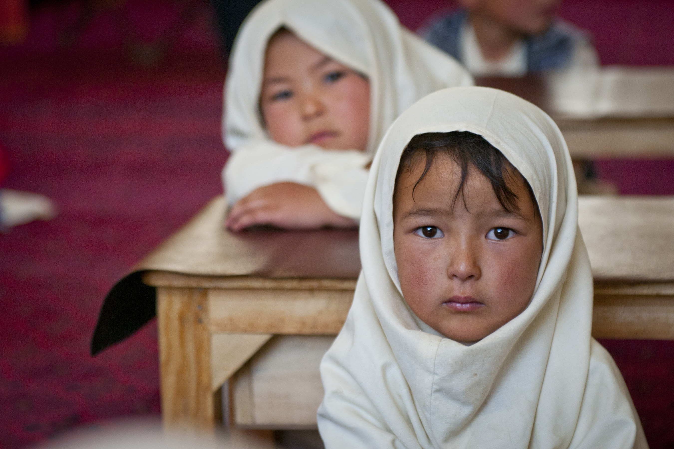 bimbe afghane a scuola