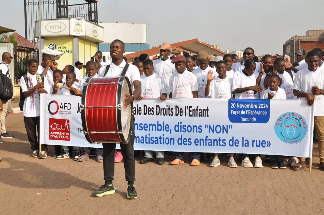 A fianco dei bambini di strada in Camerun